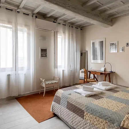 San Cristofano Blu Santa Croce, شقة فلورنس